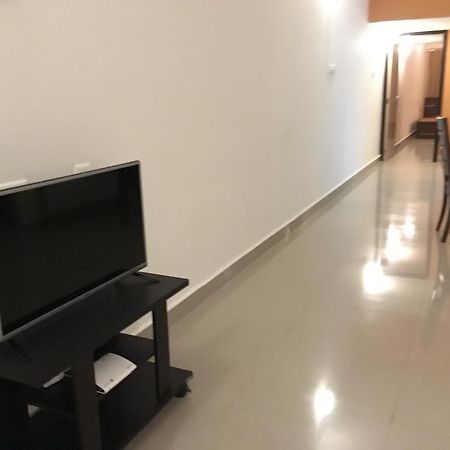 Jyothi Suites Tiruchirappalli Zewnętrze zdjęcie